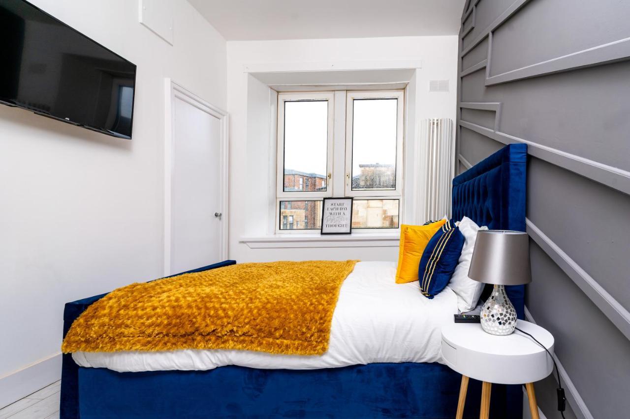 Cheerful 2 Bedroom Homely Apartment, Sleeps 6 Guest Comfy, 3X Double Bed, Parking, Free Wifi, Suitable For Business, Leisure Guest,Glasgow, Glasgow West End, Near City Centre מראה חיצוני תמונה